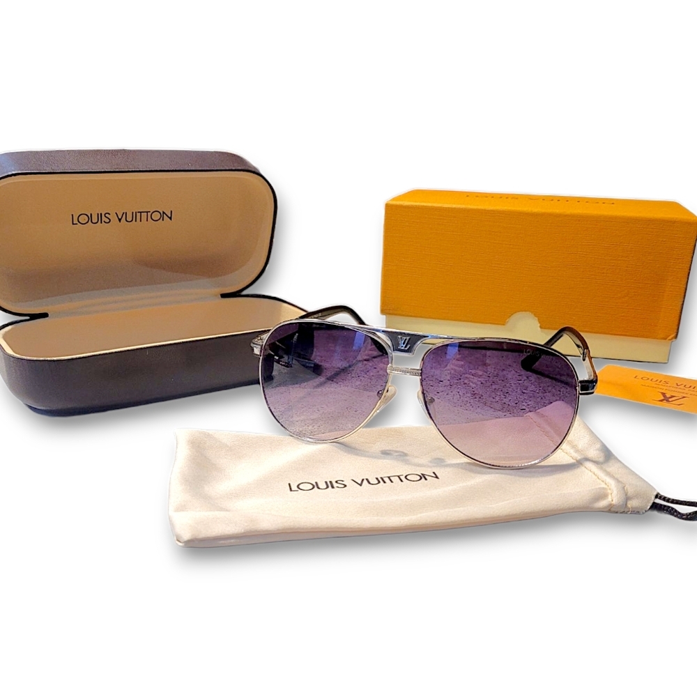 Louis Vuitton Men’s Aviator Sunglasses | Metal Frame | Full Set